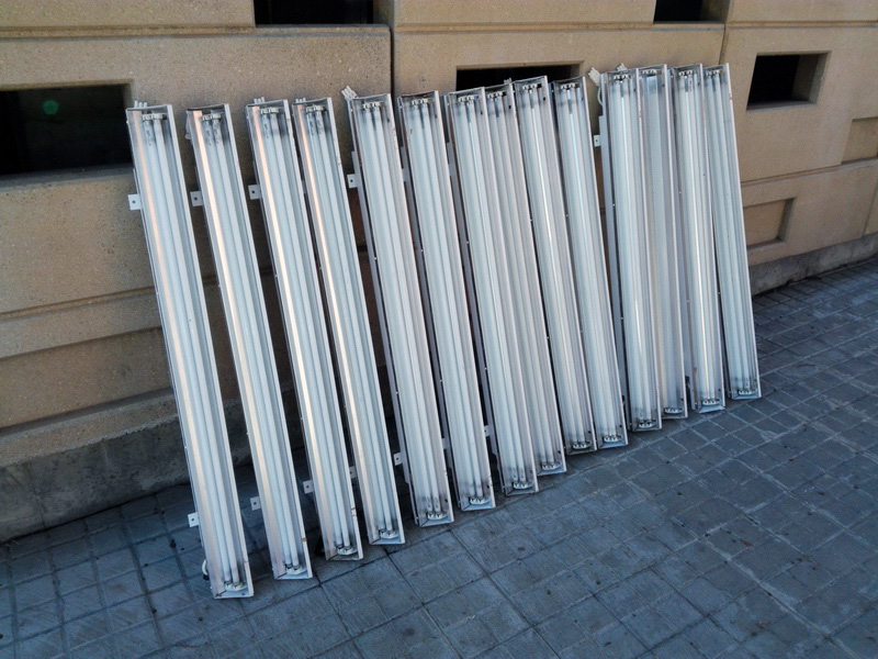 aplique pared oficina laboratorio metal t5 54w 9-11x121x10 14u